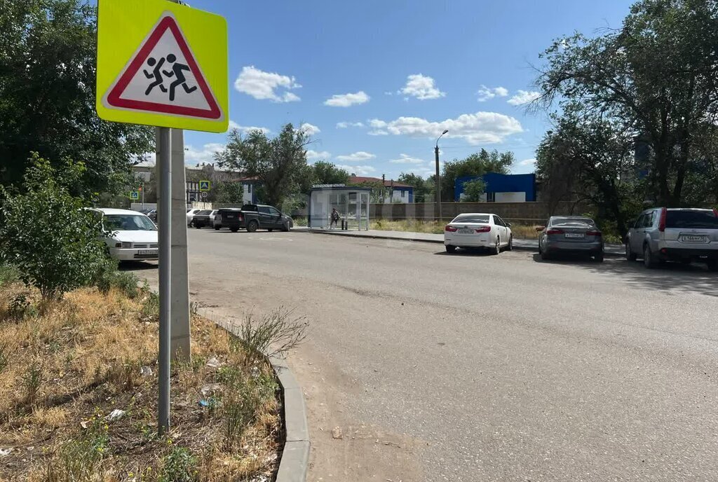 квартира г Астрахань ул Сун Ят-Сена 61 фото 15