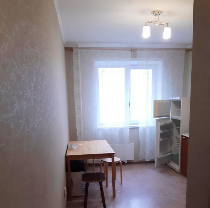 квартира г Тольятти р-н Автозаводский ул 40 лет Победы 61 фото 3