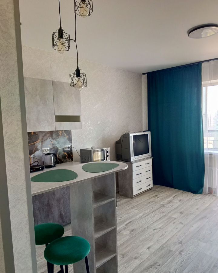квартира г Новосибирск р-н Кировский ул Бронная 22/1 фото 2