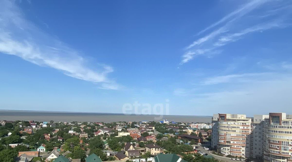 квартира р-н Ейский г Ейск ул Свободы фото 1