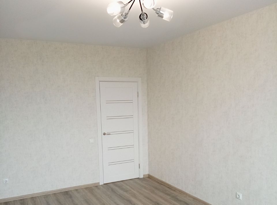 квартира г Калининград р-н Ленинградский ул Гайдара 90 фото 4