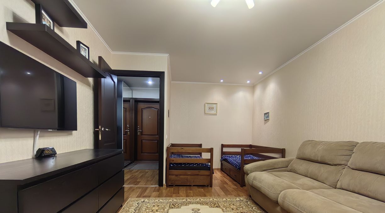 квартира г Тольятти р-н Автозаводский 18А квартал ул Офицерская 8 фото 5
