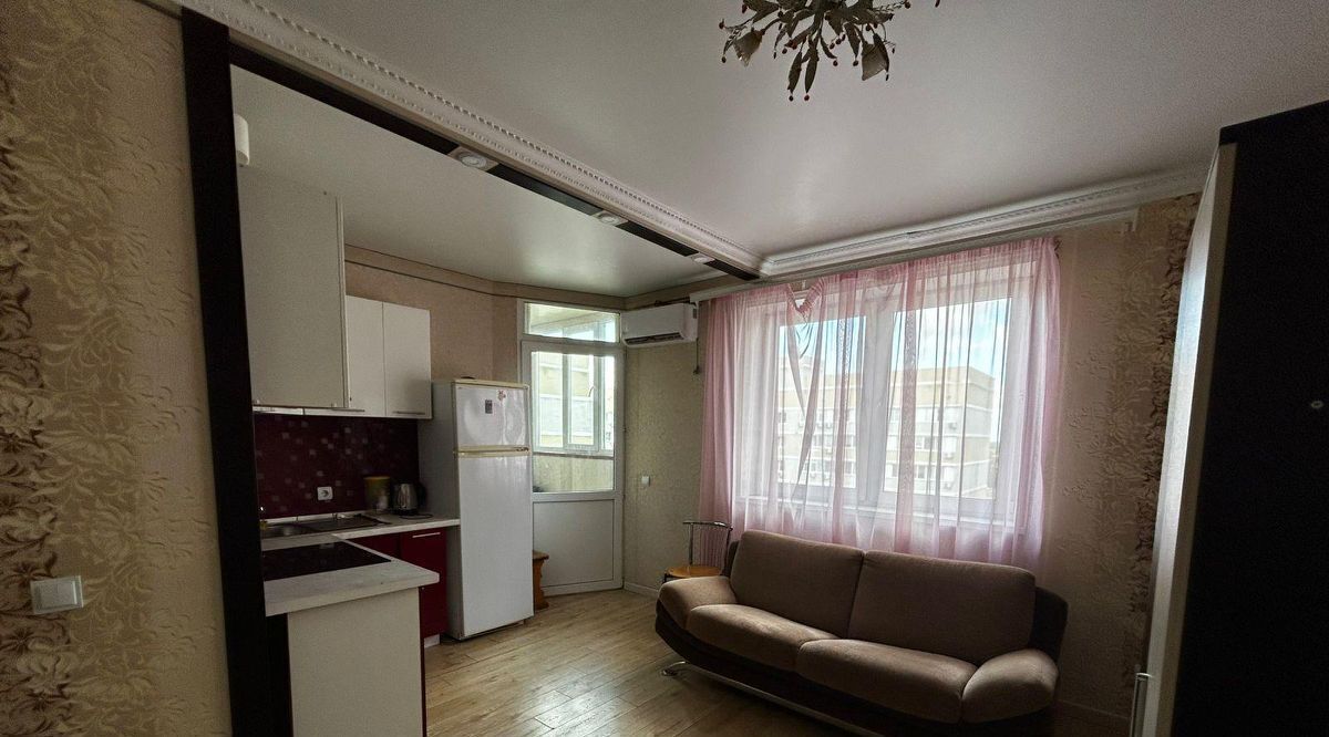 квартира г Краснодар р-н Прикубанский ул Красных Партизан 1/4к 3 фото 2
