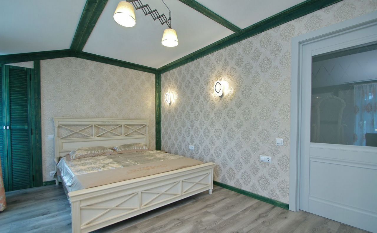 комната г Ялта ул Чехова А.П. 27б фото 2