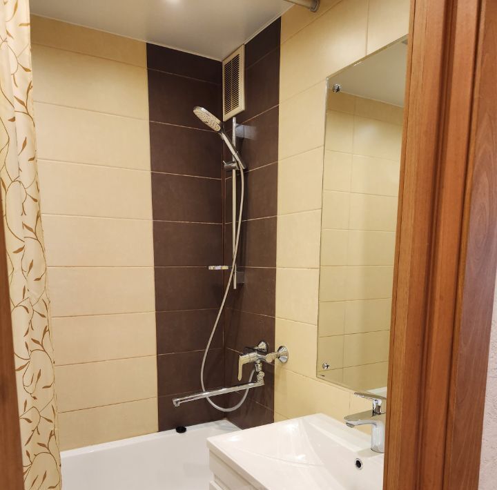 квартира г Красноярск р-н Советский ул Алексеева 7 фото 7
