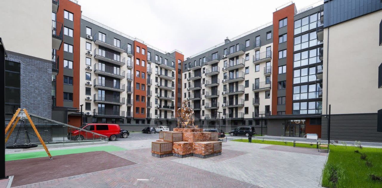 квартира г Калининград р-н Московский пр-кт Калинина 111 фото 1