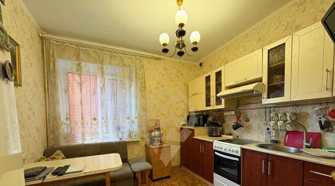 квартира г Старый Оскол Дубрава 1 кв-л, 10 фото 2