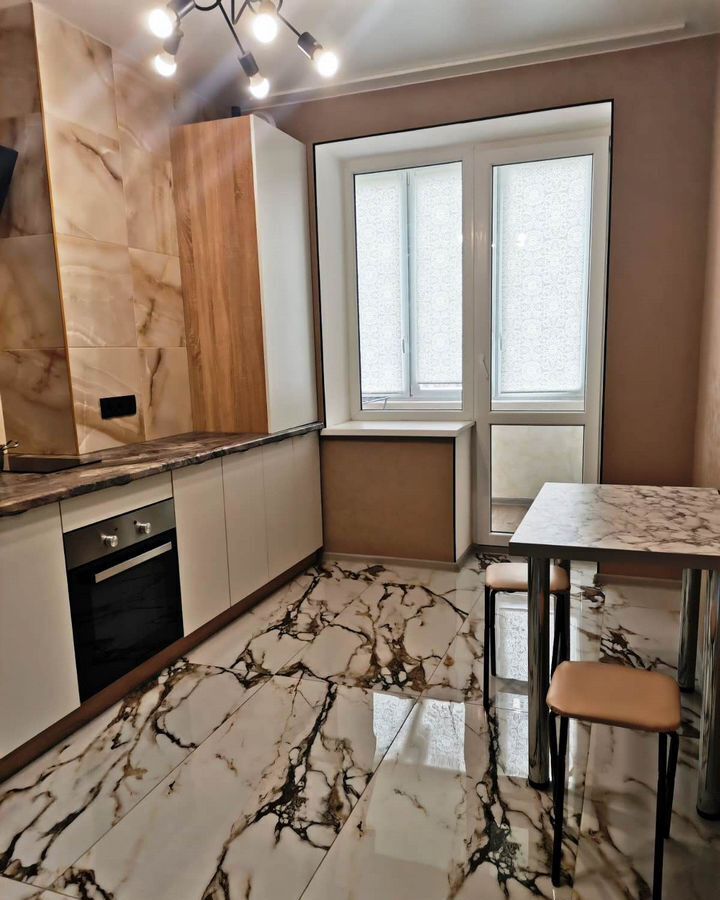 квартира г Калининград р-н Ленинградский ул Суздальская 20к/2 фото 3