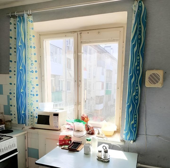 квартира г Тольятти р-н Центральный ул Строителей 11 фото 6