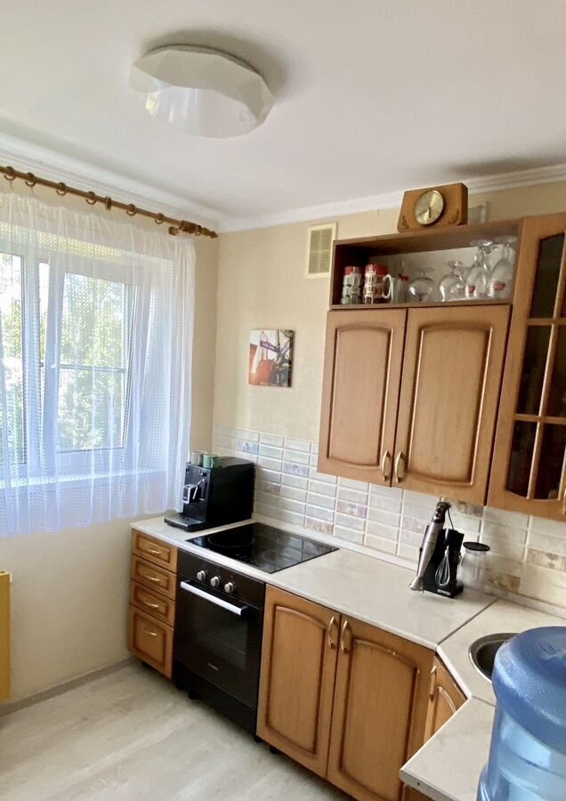 квартира г Тольятти р-н Автозаводский 10-й квартал б-р Луначарского 14 фото 11
