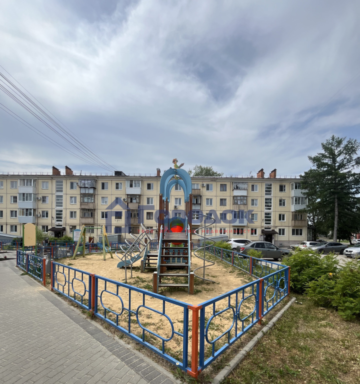 квартира г Каменск-Уральский п Октябрьский ул Добролюбова 14 м-н фото 2