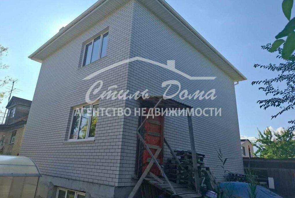 дом г Волгоград р-н Дзержинский ул Кирпичная фото 3
