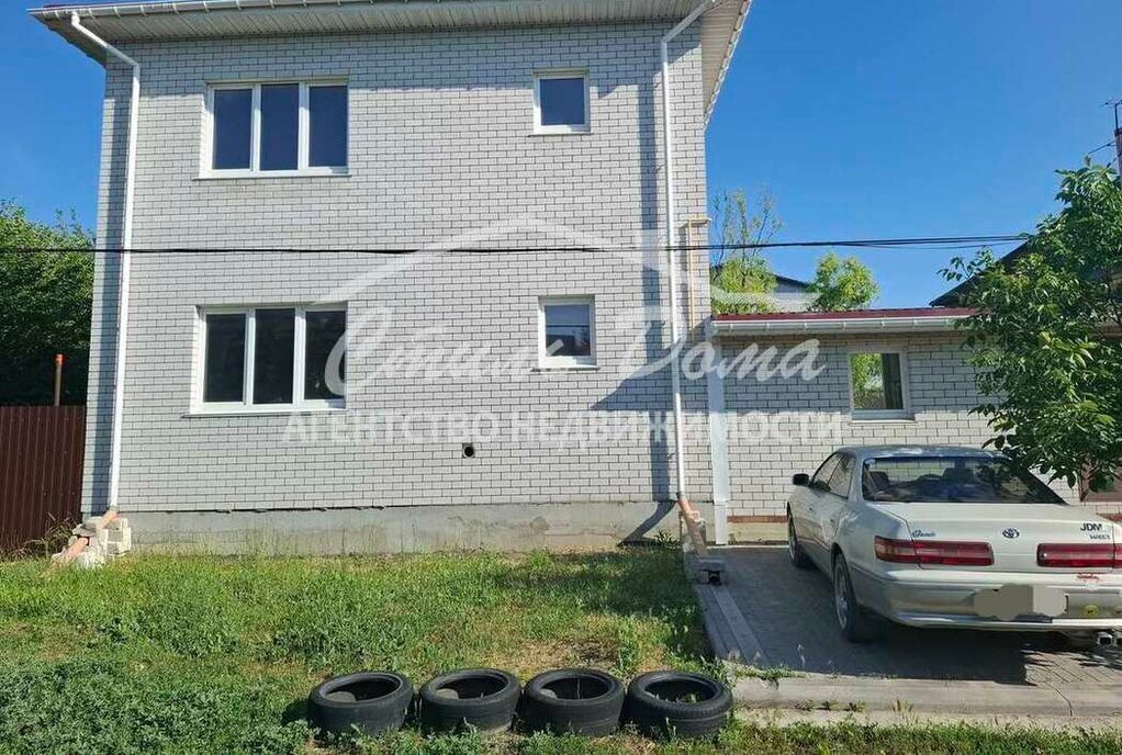 дом г Волгоград р-н Дзержинский ул Кирпичная фото 5