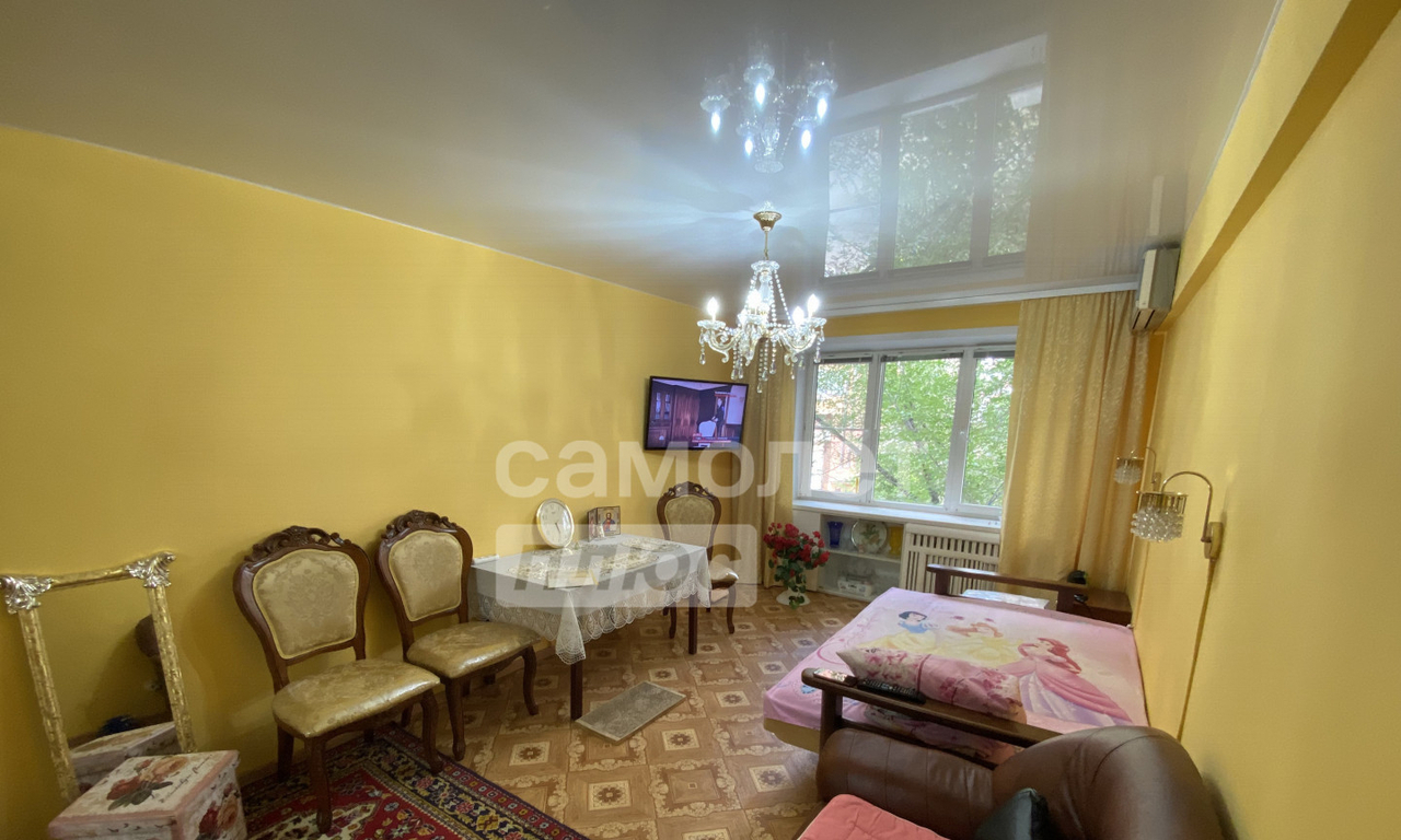 квартира г Астрахань ул Полякова 19 фото 1
