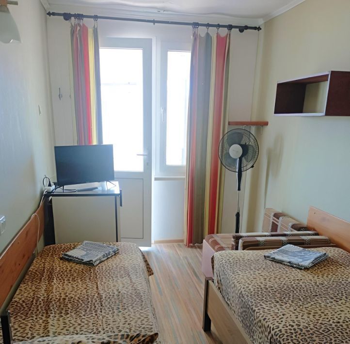 комната г Феодосия пгт Орджоникидзе ул Шелковичная фото 5