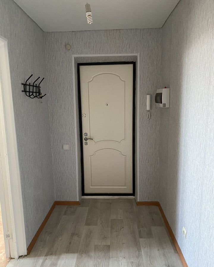 квартира г Саратов р-н Заводской пр-кт Энтузиастов 61б фото 1