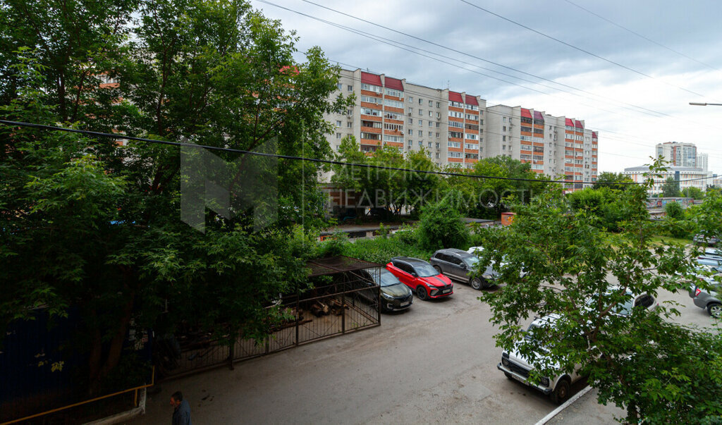 квартира г Тюмень ул 50 лет Октября 1а фото 25