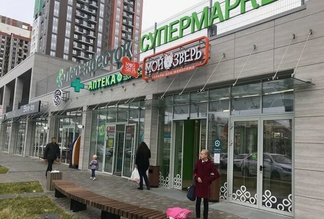 торговое помещение р-н Свердловский ул Революции 24 фото