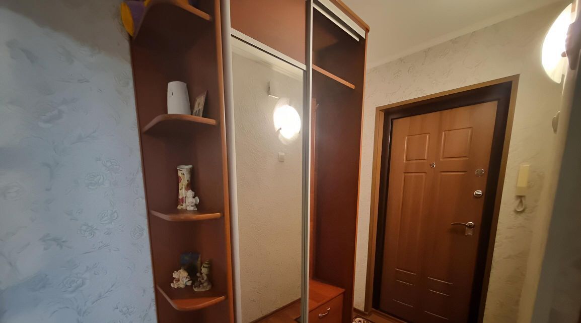 квартира г Омск р-н Октябрьский ул 50-летия ВЛКСМ 12 фото 5