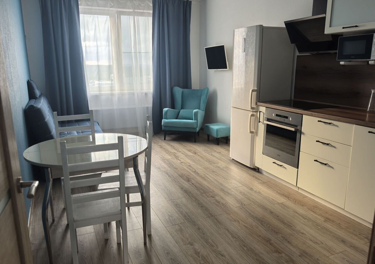 квартира г Екатеринбург Академический ул Краснолесья 108/2 фото 1