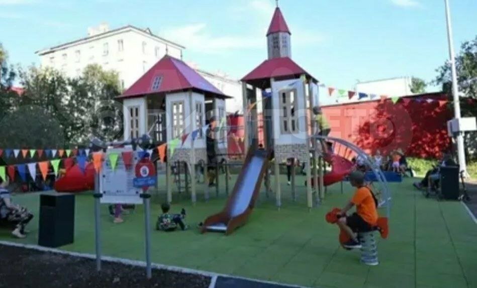 квартира г Мурманск р-н Ленинский ул Октябрьская 25 фото 13