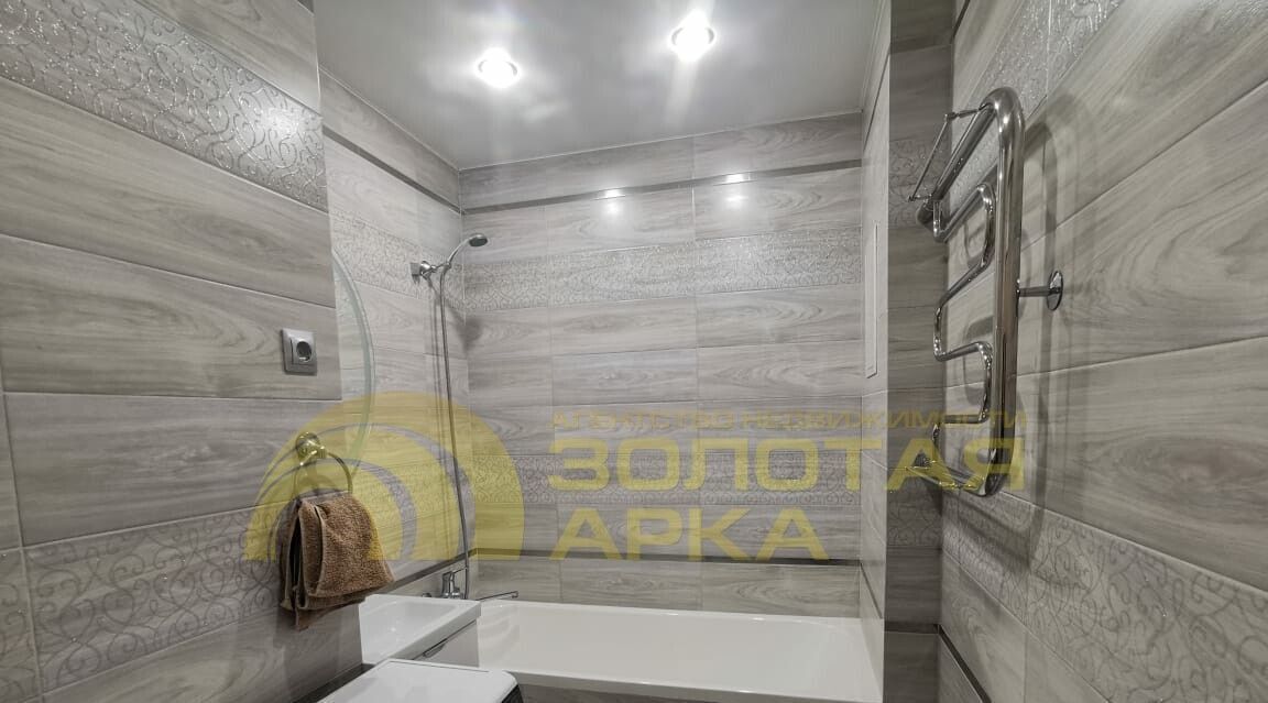квартира г Крымск микрорайон Надежда ул Надежды 1 фото 7