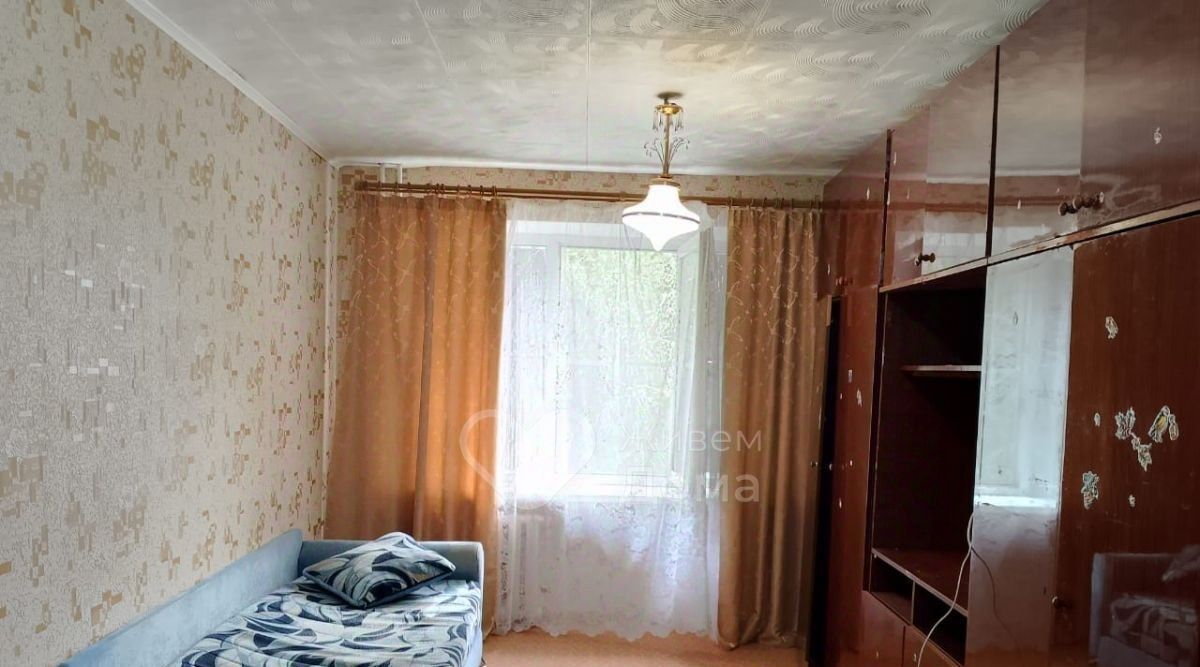 комната г Волгоград р-н Дзержинский ул 51-й Гвардейской 38б фото 1