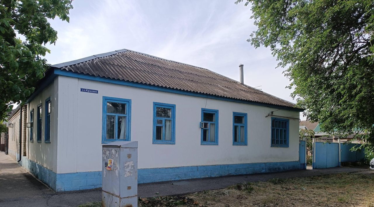 дом р-н Буденновский г Буденновск ул Красная 233 фото 5