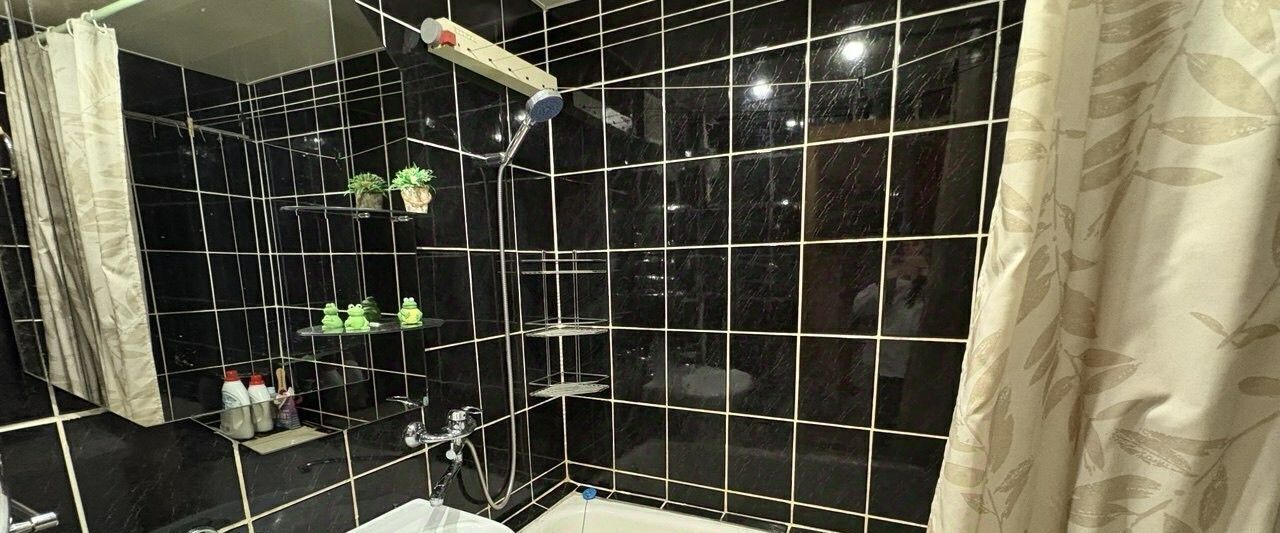 квартира г Омск р-н Кировский ул Можайского 1 фото 9