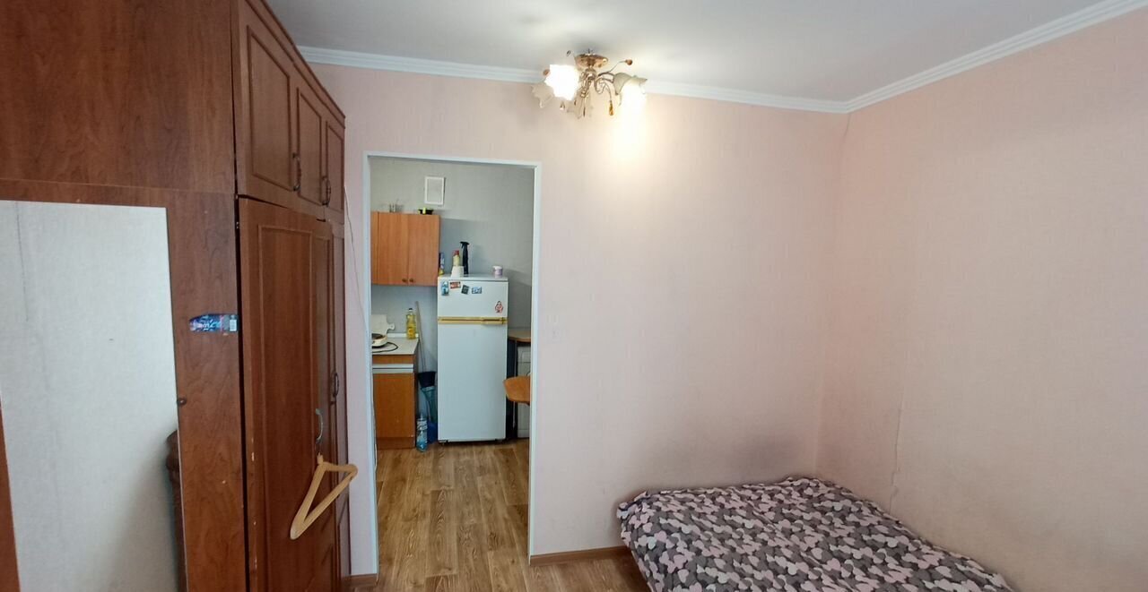 комната г Курск р-н Центральный ул Красный Октябрь 10 фото 2