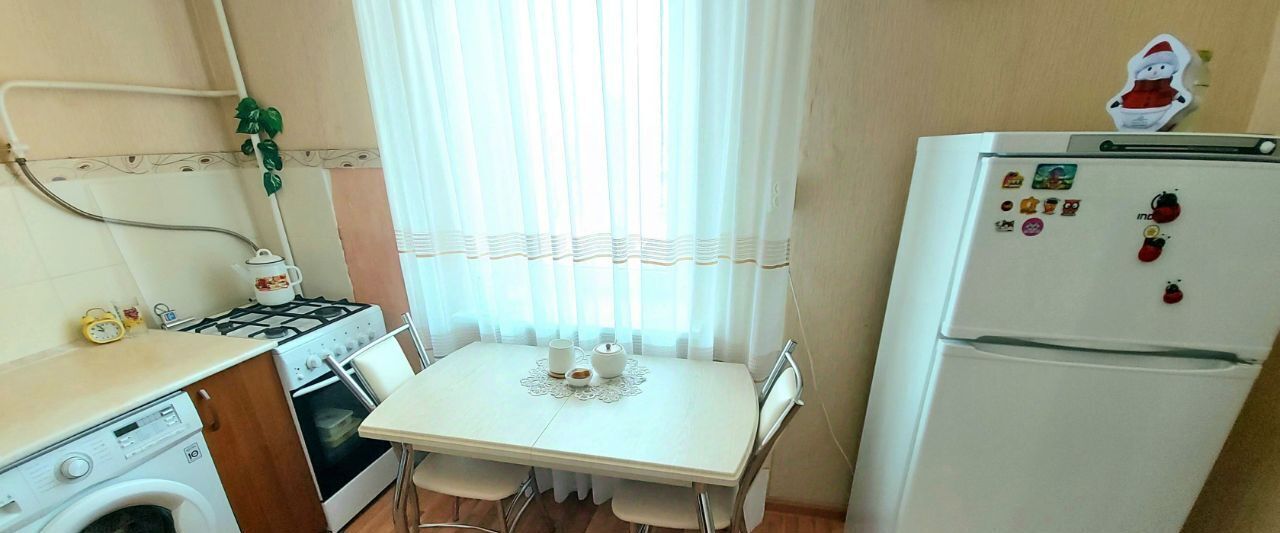 квартира р-н Ейский г Ейск ул Коммунистическая 20/2 фото 2