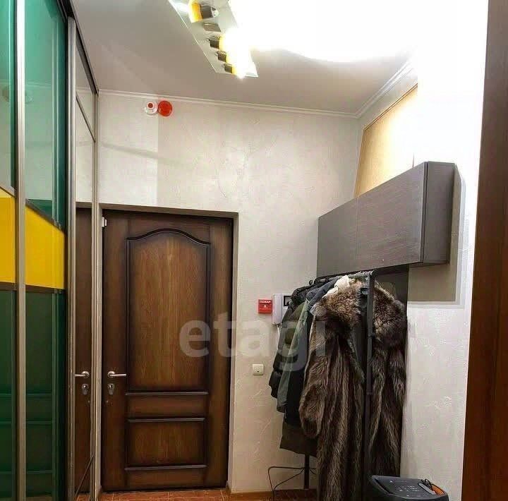 квартира г Тольятти р-н Автозаводский ул 40 лет Победы 15в фото 22