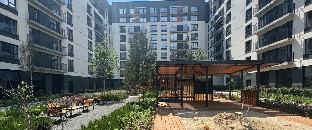 квартира г Екатеринбург Чкаловская ул Академика Ландау 7б фото 8