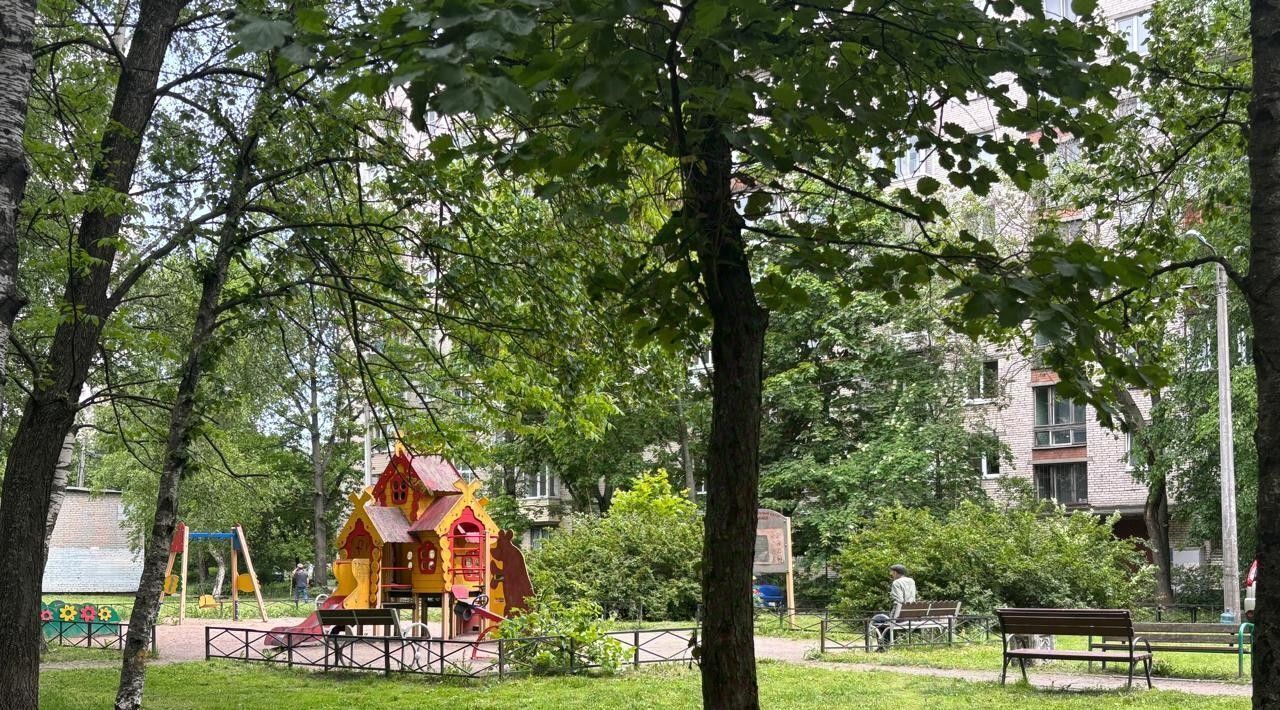 квартира г Санкт-Петербург метро Проспект Ветеранов ул Генерала Симоняка 15 округ Ульянка фото 28