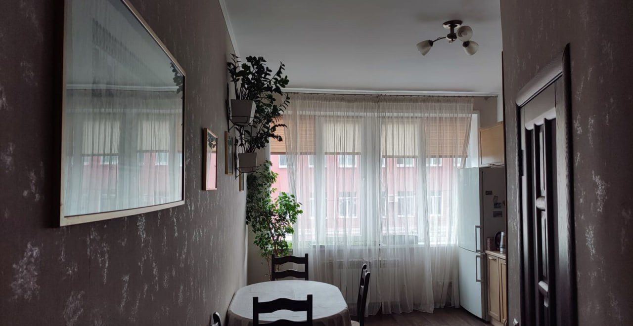квартира г Курск р-н Центральный ул Павлуновского 48а фото 4