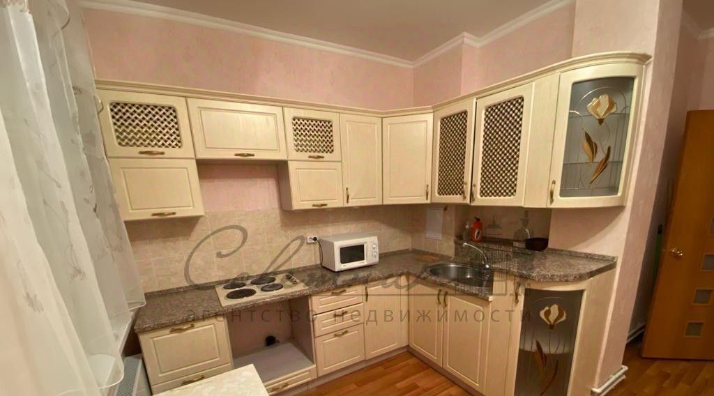 квартира г Старый Оскол Дубрава 1 кв-л, 18 фото 1