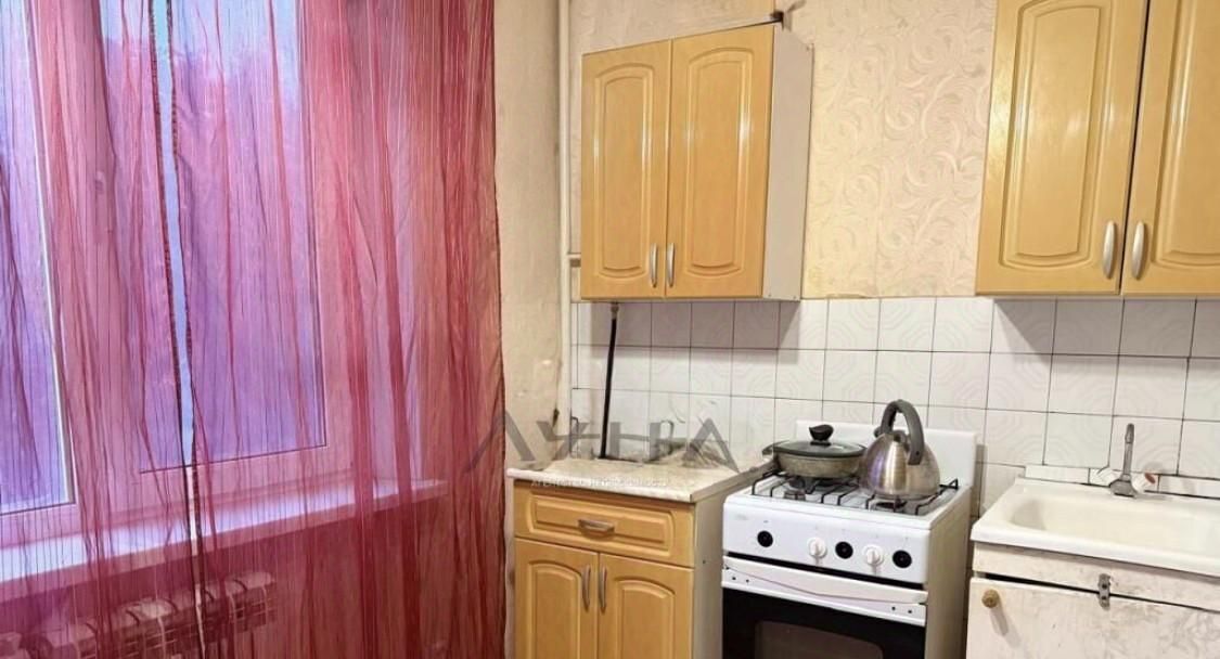 квартира г Набережные Челны р-н Автозаводский пр-кт им Вахитова 10 фото 2
