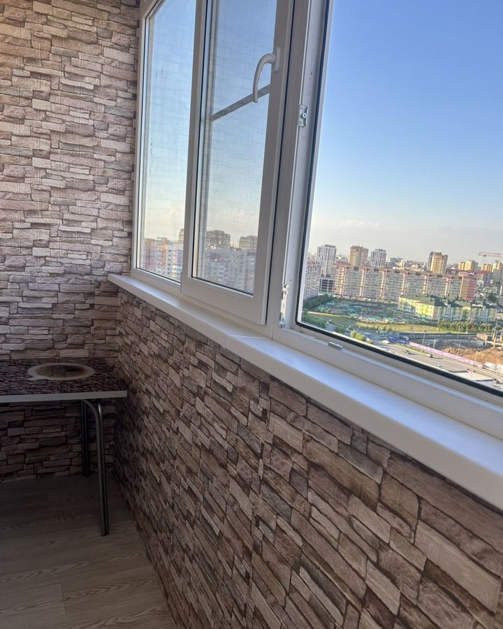 квартира г Тюмень р-н Калининский ул Фармана Салманова 6 фото 2