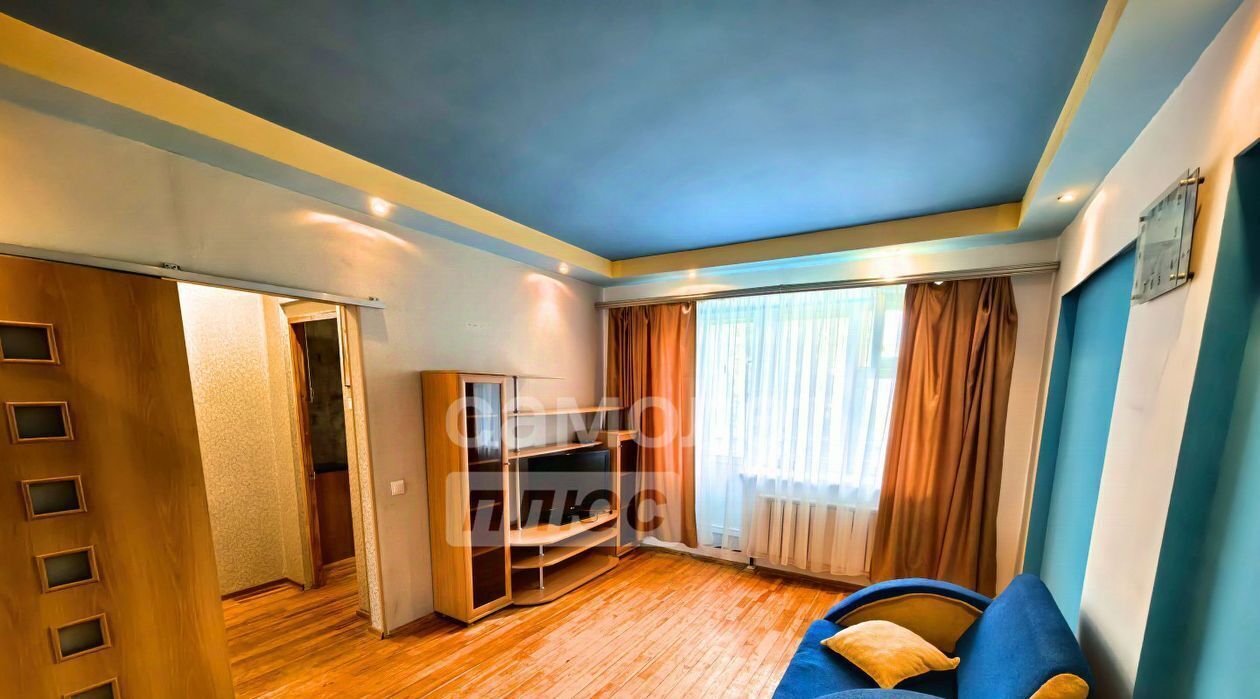 квартира г Смоленск р-н Промышленный ул Рыленкова 30а фото 1