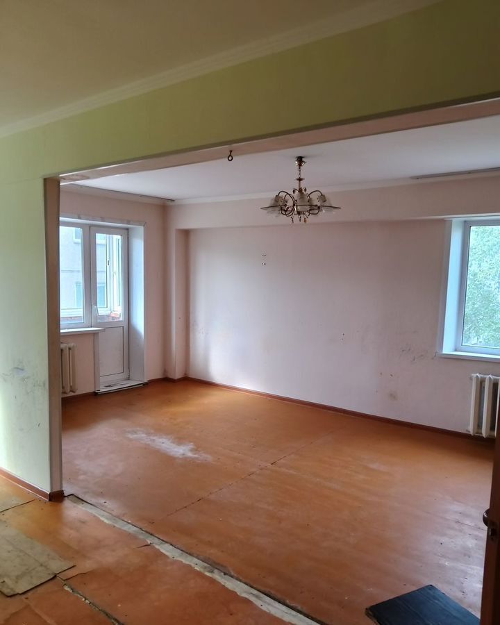 квартира г Ачинск 5-й мкр-н, 28 фото 1