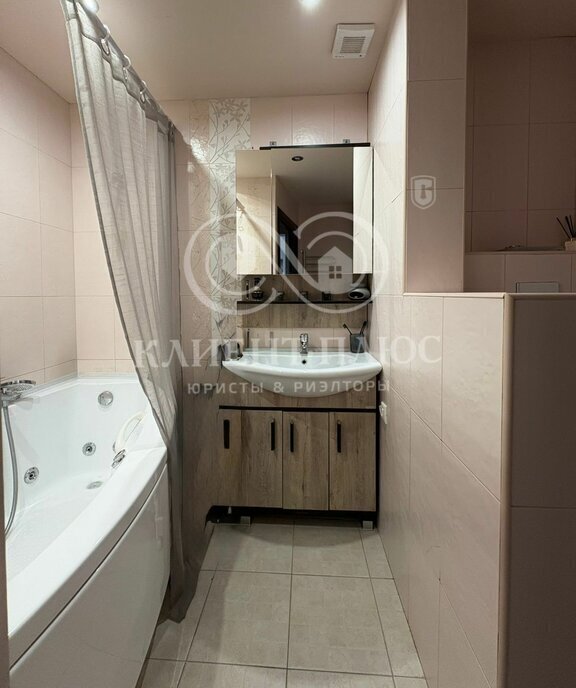 квартира г Южно-Сахалинск 22-й микрорайон ул Саранская 15 фото 12