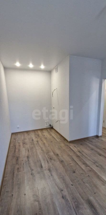 квартира г Тюмень р-н Калининский ул Фармана Салманова 21 фото 1