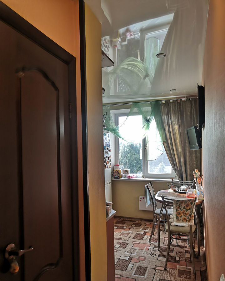 квартира г Тольятти р-н Автозаводский 9-й квартал б-р Туполева 14 фото 3
