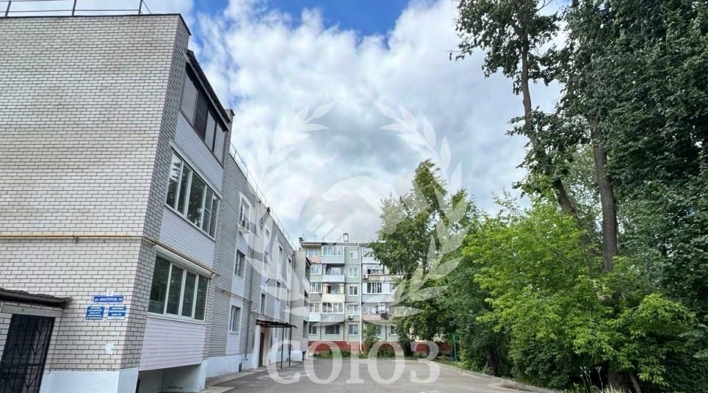 квартира г Калуга р-н Октябрьский ул Шахтеров 19 жилой дом по ул. Шахтеров, 19 фото 1