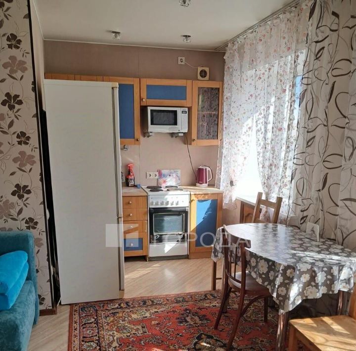 квартира г Новокузнецк р-н Центральный ул Кирова 37а фото 1