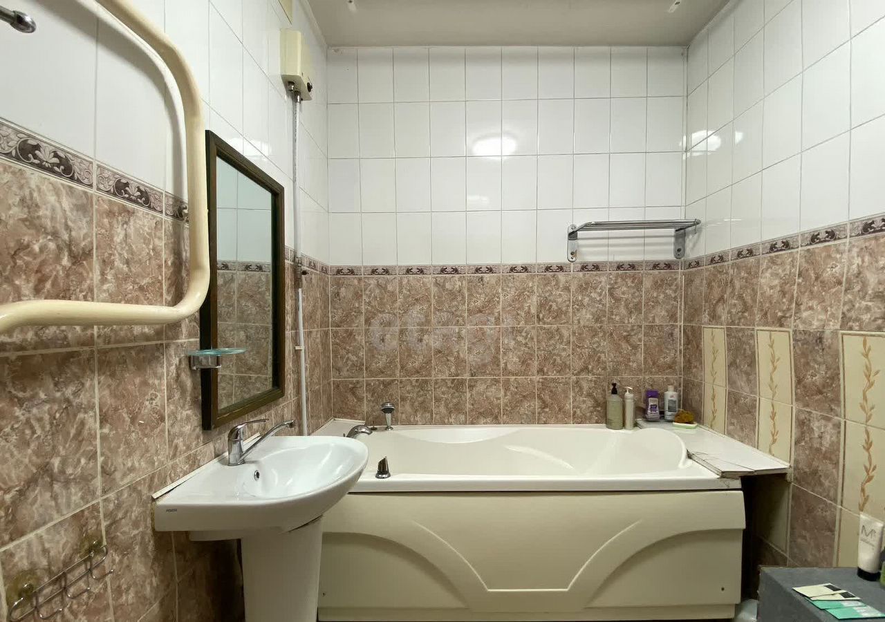 квартира г Новокузнецк р-н Центральный ул Кирова 111 фото 13