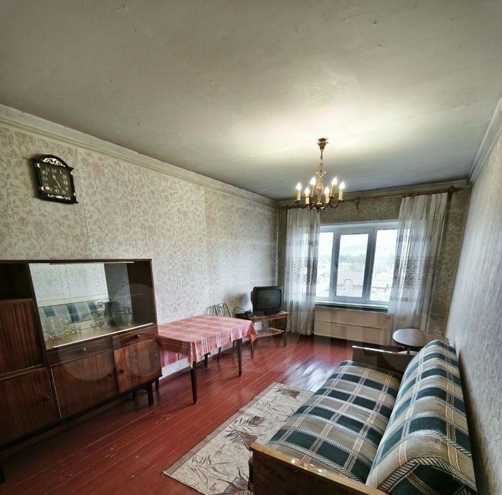 квартира г Абакан ул Вяткина 47 фото 1
