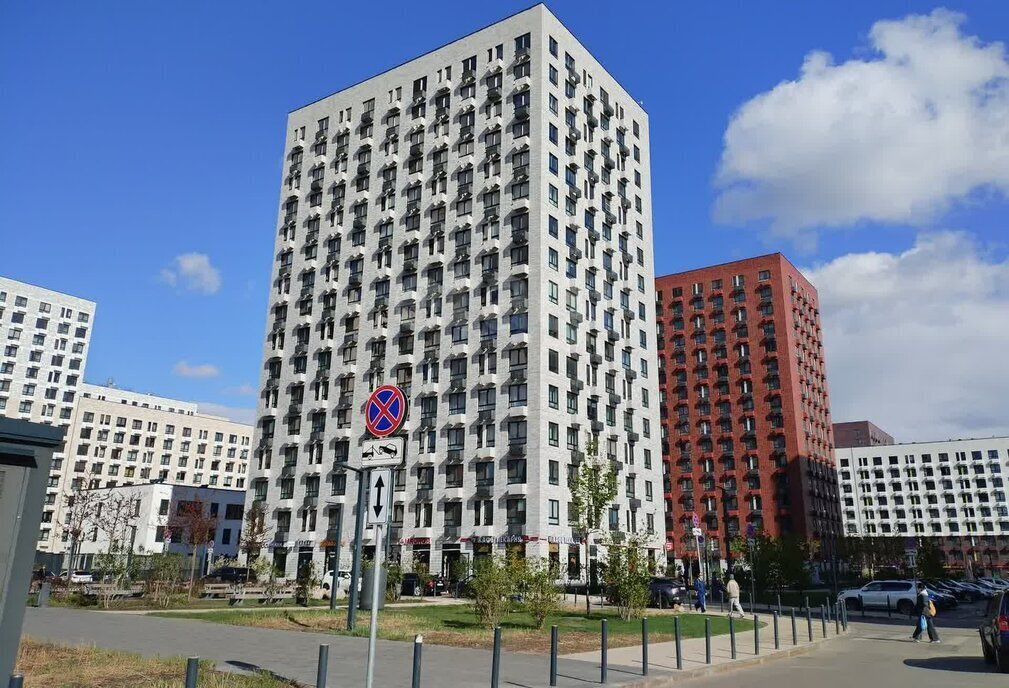 квартира г Москва метро Коммунарка ТиНАО ул Малое Понизовье 8к/2 Филатов Луг фото 1