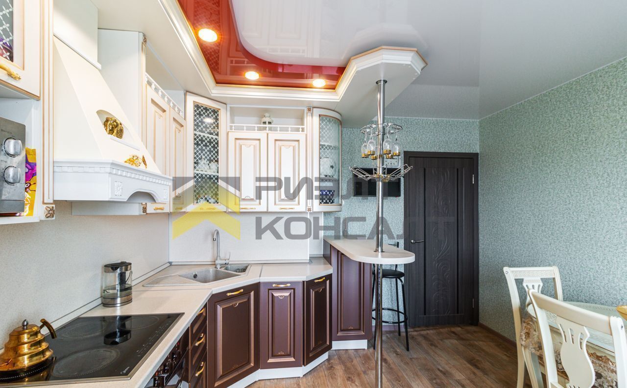 квартира г Омск р-н Центральный ул 21-я Амурская 75 фото 2