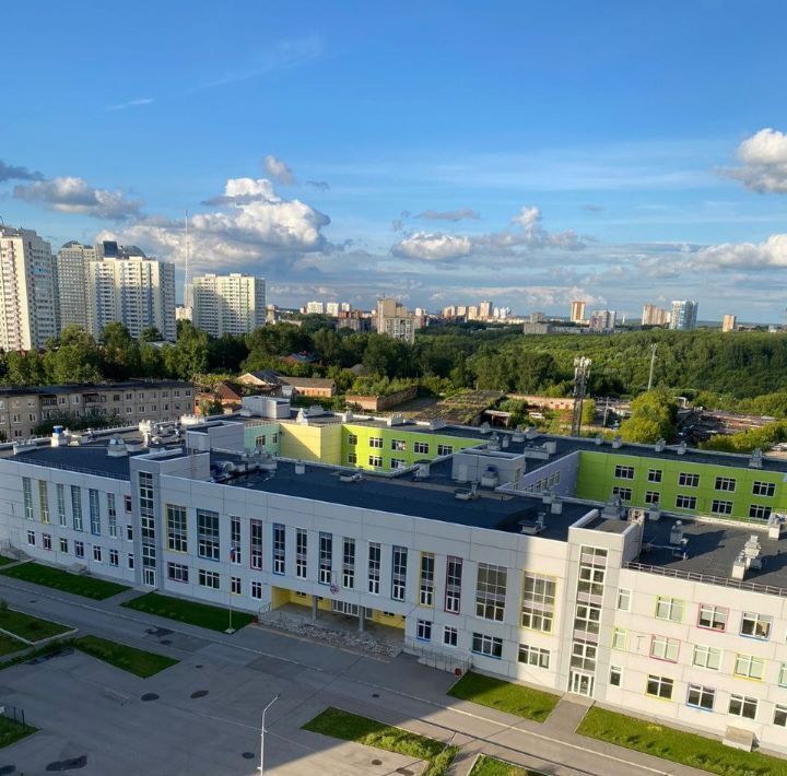 квартира г Пермь р-н Свердловский ул Карла Модераха 8 фото 2